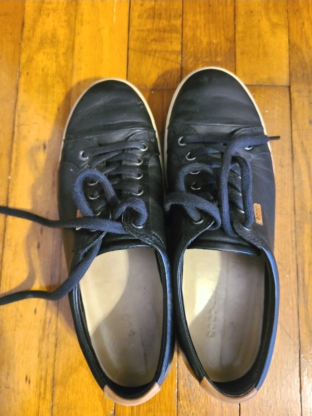 Women's Ecco Soft Leather Sneakers Size 11